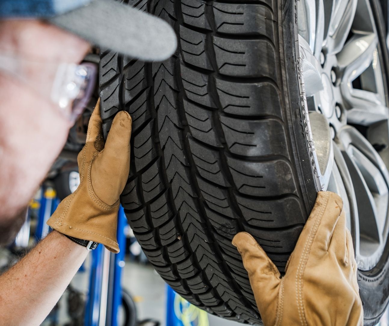 Seasonal Tire Change (Summer/Winter Tires)